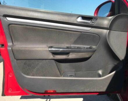 Красный Фольксваген Джетта, объемом двигателя 1.6 л и пробегом 220 тыс. км за 5040 $, фото 6 на Automoto.ua