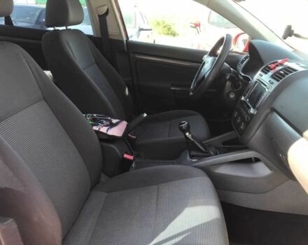 Красный Фольксваген Джетта, объемом двигателя 1.6 л и пробегом 220 тыс. км за 5040 $, фото 11 на Automoto.ua