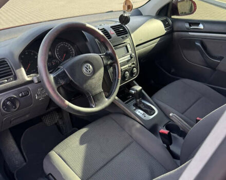 Красный Фольксваген Джетта, объемом двигателя 1.6 л и пробегом 125 тыс. км за 6000 $, фото 3 на Automoto.ua