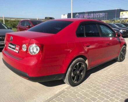 Красный Фольксваген Джетта, объемом двигателя 1.6 л и пробегом 220 тыс. км за 5040 $, фото 17 на Automoto.ua