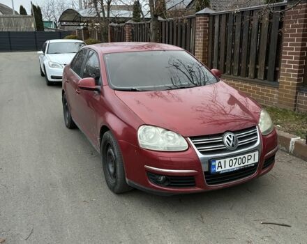 Красный Фольксваген Джетта, объемом двигателя 1.6 л и пробегом 310 тыс. км за 4500 $, фото 1 на Automoto.ua