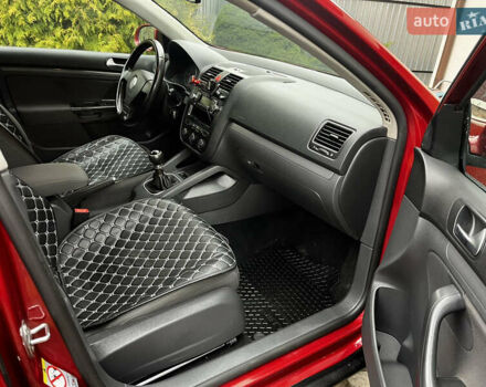 Красный Фольксваген Джетта, объемом двигателя 1.9 л и пробегом 275 тыс. км за 4450 $, фото 22 на Automoto.ua