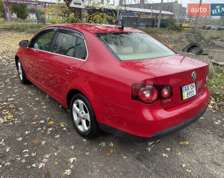 Красный Фольксваген Джетта, объемом двигателя 2.48 л и пробегом 185 тыс. км за 6800 $, фото 5 на Automoto.ua