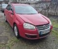 Красный Фольксваген Джетта, объемом двигателя 1.6 л и пробегом 277 тыс. км за 7000 $, фото 1 на Automoto.ua