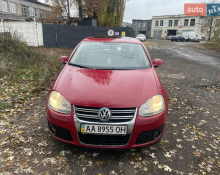 Червоний Фольксваген Джетта, об'ємом двигуна 2.48 л та пробігом 185 тис. км за 6600 $, фото 1 на Automoto.ua