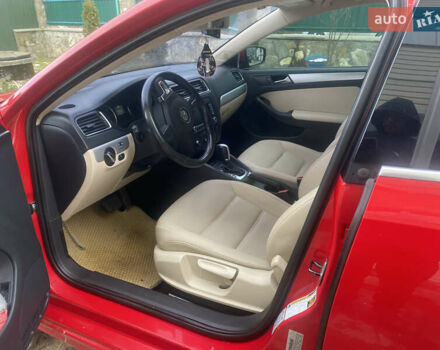 Червоний Фольксваген Джетта, об'ємом двигуна 1.97 л та пробігом 322 тис. км за 9500 $, фото 7 на Automoto.ua