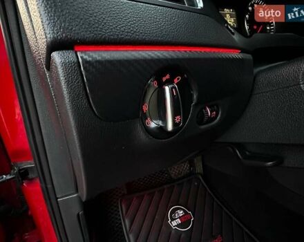 Красный Фольксваген Джетта, объемом двигателя 2.48 л и пробегом 216 тыс. км за 9300 $, фото 14 на Automoto.ua