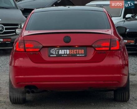 Красный Фольксваген Джетта, объемом двигателя 2.48 л и пробегом 216 тыс. км за 9300 $, фото 8 на Automoto.ua