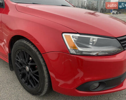 Красный Фольксваген Джетта, объемом двигателя 2.48 л и пробегом 206 тыс. км за 10000 $, фото 4 на Automoto.ua