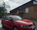 Червоний Фольксваген Джетта, об'ємом двигуна 2 л та пробігом 169 тис. км за 8200 $, фото 1 на Automoto.ua