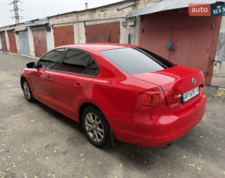 Красный Фольксваген Джетта, объемом двигателя 2.5 л и пробегом 248 тыс. км за 6800 $, фото 4 на Automoto.ua