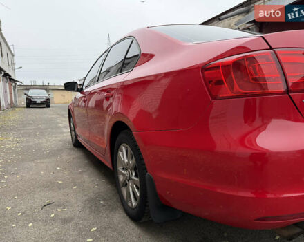 Красный Фольксваген Джетта, объемом двигателя 2.5 л и пробегом 248 тыс. км за 6800 $, фото 8 на Automoto.ua