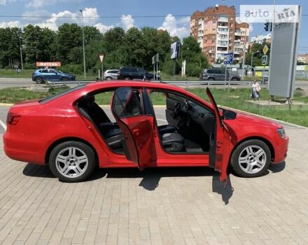 Красный Фольксваген Джетта, объемом двигателя 1.8 л и пробегом 181 тыс. км за 8999 $, фото 26 на Automoto.ua
