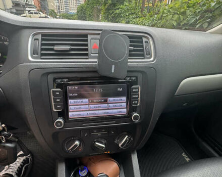 Красный Фольксваген Джетта, объемом двигателя 2.48 л и пробегом 250 тыс. км за 8500 $, фото 14 на Automoto.ua