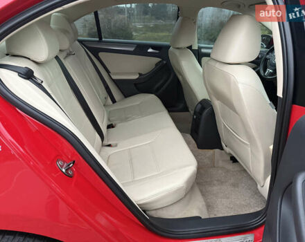 Червоний Фольксваген Джетта, об'ємом двигуна 1.8 л та пробігом 208 тис. км за 9850 $, фото 38 на Automoto.ua