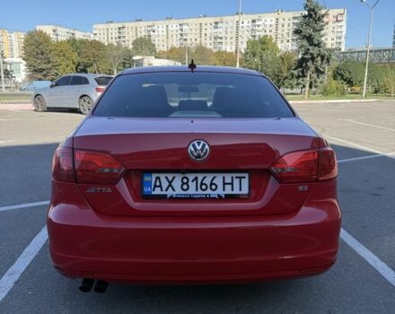 Красный Фольксваген Джетта, объемом двигателя 1.8 л и пробегом 52 тыс. км за 11999 $, фото 4 на Automoto.ua