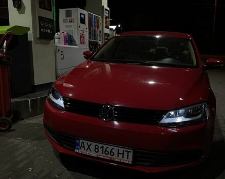 Красный Фольксваген Джетта, объемом двигателя 1.8 л и пробегом 52 тыс. км за 11999 $, фото 8 на Automoto.ua