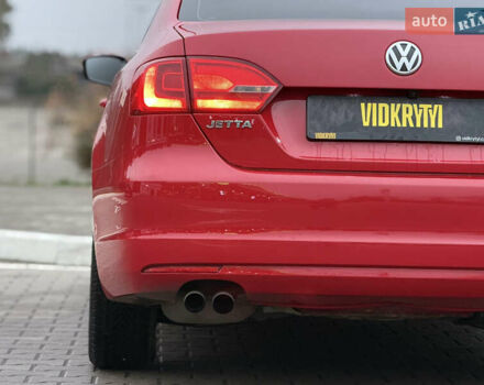 Червоний Фольксваген Джетта, об'ємом двигуна 1.8 л та пробігом 208 тис. км за 9850 $, фото 17 на Automoto.ua
