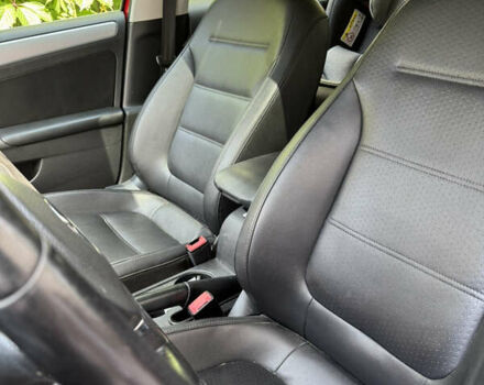 Красный Фольксваген Джетта, объемом двигателя 2.48 л и пробегом 250 тыс. км за 8500 $, фото 35 на Automoto.ua