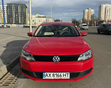 Фольксваген Джетта 2013 в Харькове на Automoto.ua Красный Фольксваген Джетта, объемом двигателя 1.8 л и пробегом 49 тыс. км за 12300 $, фото 11 на Automoto.ua