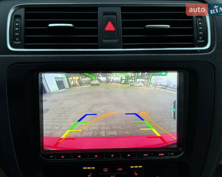 Червоний Фольксваген Джетта, об'ємом двигуна 1.8 л та пробігом 208 тис. км за 9850 $, фото 25 на Automoto.ua