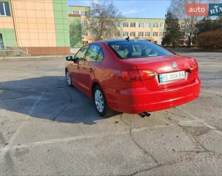 Красный Фольксваген Джетта, объемом двигателя 1.8 л и пробегом 230 тыс. км за 7777 $, фото 3 на Automoto.ua