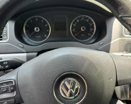 Красный Фольксваген Джетта, объемом двигателя 2.48 л и пробегом 250 тыс. км за 8500 $, фото 27 на Automoto.ua