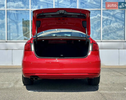 Червоний Фольксваген Джетта, об'ємом двигуна 1.8 л та пробігом 217 тис. км за 7990 $, фото 22 на Automoto.ua
