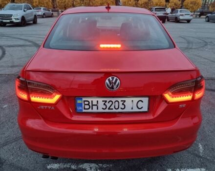 Красный Фольксваген Джетта, объемом двигателя 1.8 л и пробегом 94 тыс. км за 9000 $, фото 5 на Automoto.ua