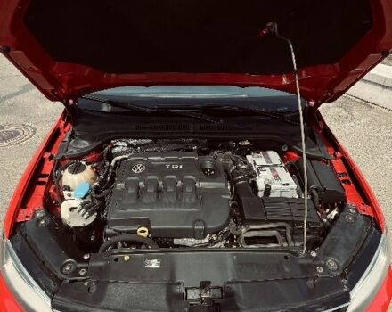 Червоний Фольксваген Джетта, об'ємом двигуна 2 л та пробігом 114 тис. км за 12400 $, фото 2 на Automoto.ua