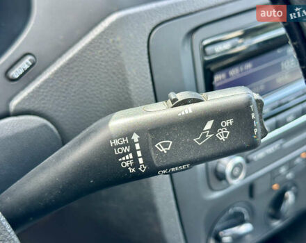 Червоний Фольксваген Джетта, об'ємом двигуна 1.8 л та пробігом 217 тис. км за 7990 $, фото 53 на Automoto.ua