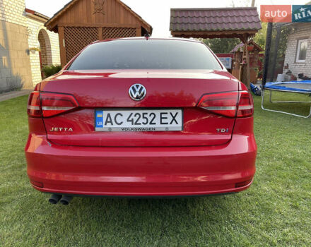 Красный Фольксваген Джетта, объемом двигателя 2 л и пробегом 360 тыс. км за 9300 $, фото 4 на Automoto.ua