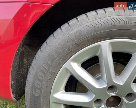 Красный Фольксваген Джетта, объемом двигателя 2 л и пробегом 360 тыс. км за 9300 $, фото 14 на Automoto.ua