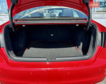 Червоний Фольксваген Джетта, об'ємом двигуна 1.8 л та пробігом 217 тис. км за 7990 $, фото 23 на Automoto.ua