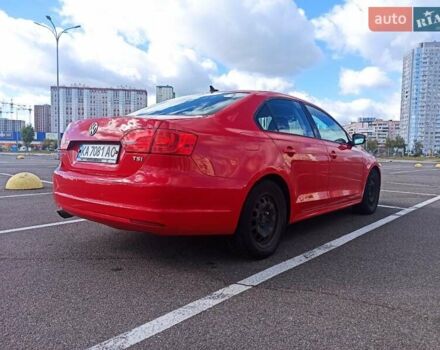 Красный Фольксваген Джетта, объемом двигателя 1.8 л и пробегом 263 тыс. км за 8300 $, фото 3 на Automoto.ua