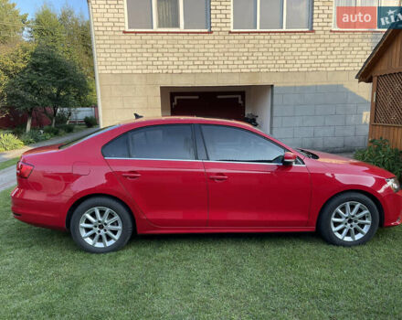 Красный Фольксваген Джетта, объемом двигателя 2 л и пробегом 360 тыс. км за 9300 $, фото 6 на Automoto.ua