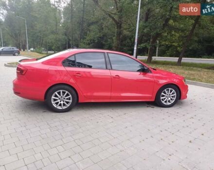 Красный Фольксваген Джетта, объемом двигателя 2 л и пробегом 136 тыс. км за 11500 $, фото 4 на Automoto.ua