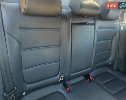 Красный Фольксваген Джетта, объемом двигателя 1.8 л и пробегом 175 тыс. км за 7550 $, фото 9 на Automoto.ua