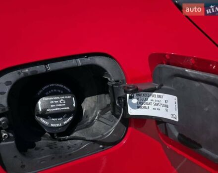 Червоний Фольксваген Джетта, об'ємом двигуна 1.8 л та пробігом 231 тис. км за 11000 $, фото 9 на Automoto.ua