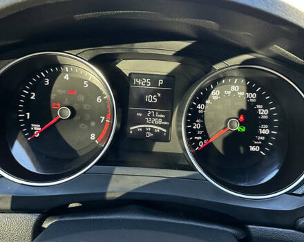 Красный Фольксваген Джетта, объемом двигателя 1.39 л и пробегом 116 тыс. км за 10100 $, фото 8 на Automoto.ua