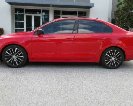 Красный Фольксваген Джетта, объемом двигателя 1.8 л и пробегом 77 тыс. км за 6300 $, фото 4 на Automoto.ua