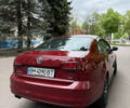 Фольксваген Джетта 2016 в Сумах на Automoto.ua Красный Фольксваген Джетта, объемом двигателя 1.4 л и пробегом 105 тыс. км за 10200 $, фото 3 на Automoto.ua