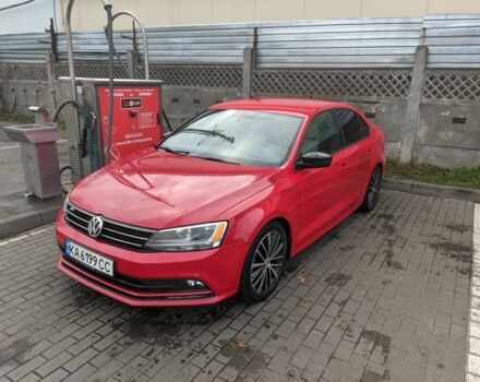 Красный Фольксваген Джетта, объемом двигателя 1.8 л и пробегом 139 тыс. км за 12500 $, фото 16 на Automoto.ua