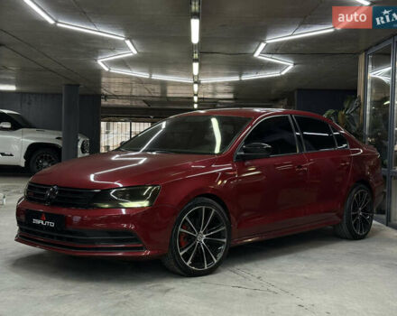 Червоний Фольксваген Джетта, об'ємом двигуна 1.39 л та пробігом 209 тис. км за 9900 $, фото 6 на Automoto.ua