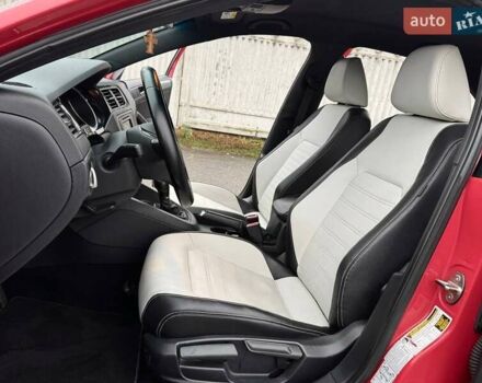 Красный Фольксваген Джетта, объемом двигателя 1.8 л и пробегом 135 тыс. км за 11300 $, фото 16 на Automoto.ua