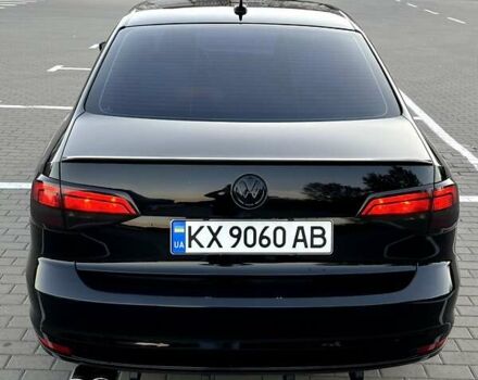 Красный Фольксваген Джетта, объемом двигателя 1.8 л и пробегом 175 тыс. км за 12200 $, фото 10 на Automoto.ua