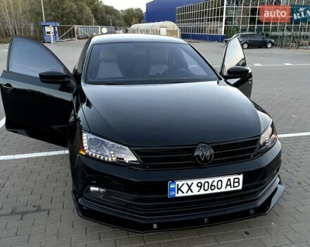 Красный Фольксваген Джетта, объемом двигателя 1.8 л и пробегом 175 тыс. км за 12200 $, фото 4 на Automoto.ua