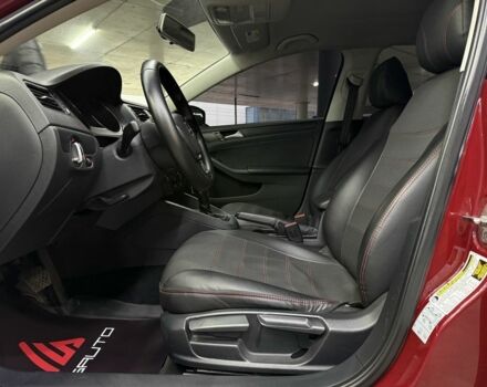 Червоний Фольксваген Джетта, об'ємом двигуна 1.4 л та пробігом 208 тис. км за 9900 $, фото 16 на Automoto.ua