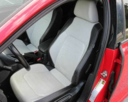 Красный Фольксваген Джетта, объемом двигателя 1.8 л и пробегом 77 тыс. км за 6300 $, фото 9 на Automoto.ua