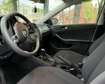 Фольксваген Джетта 2016 в Сумах на Automoto.ua Красный Фольксваген Джетта, объемом двигателя 1.4 л и пробегом 105 тыс. км за 10200 $, фото 23 на Automoto.ua